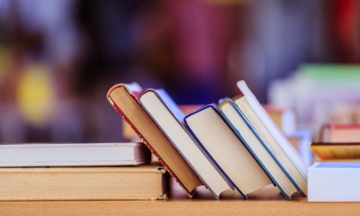 Liberación de libros, hoy viernes en Las Lajitas