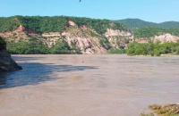 El gobierno de Salta asiste a los afectados por las lluvias en Santa Victoria Este