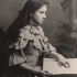 Helen Keller, primera mujer sordociega graduada universitaria