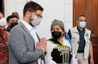 El presidente Boric hace exactamente lo contrario que hizo Sáenz con la reforma de la Constitución