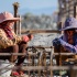 Las mujeres migrantes siguen atrapadas en empleos por debajo de su cualificación