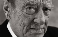 A 126 años del nacimiento de Enrique Cadícamo, el autor de los mil tangos