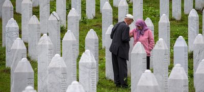 Los supervivientes de Srebrenica alertan de que la negación del genocidio amenaza la memoria de las víctimas