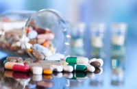 El precio de los medicamentos sube un 65,9% en el último año