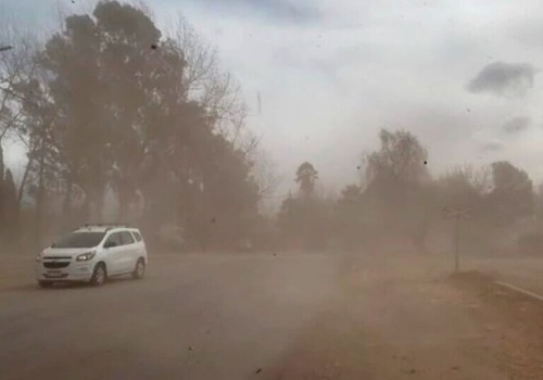 Alerta naranja por viento zonda y viento fuerte en Salta