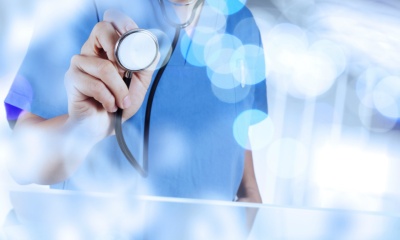 El gobierno simplifica el trámite de título de grado y matrícula nacional para profesionales de la salud