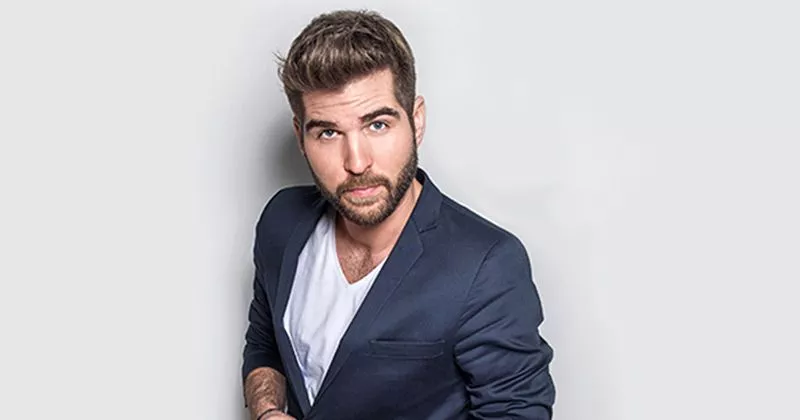 Juampi González se presenta 'Soltero' en el Teatro Provincial