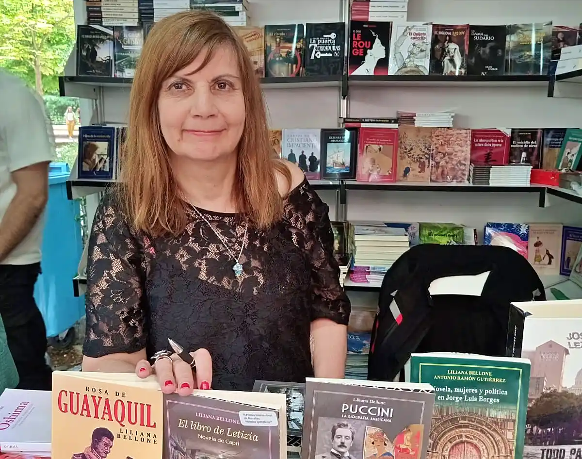La escritora salteña Liliana Bellone presenta su libro 'Simplemente Eva'