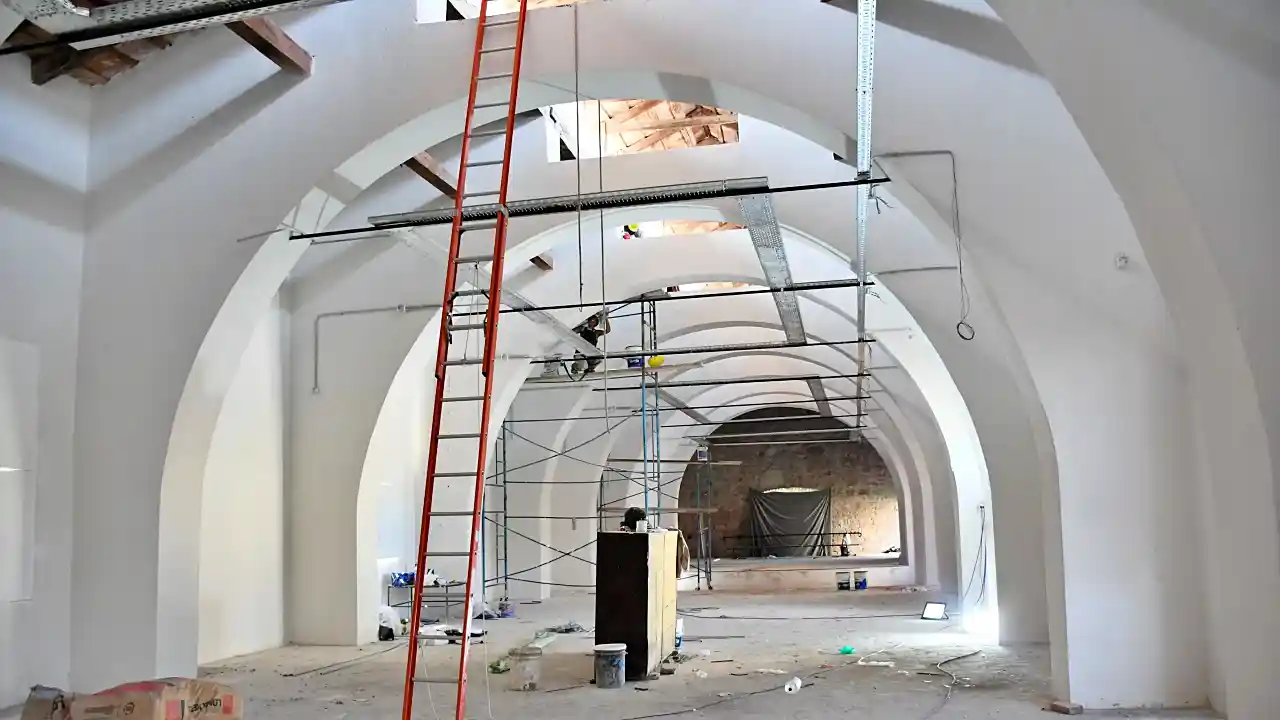 Obras en el centro cultural Saluzzi