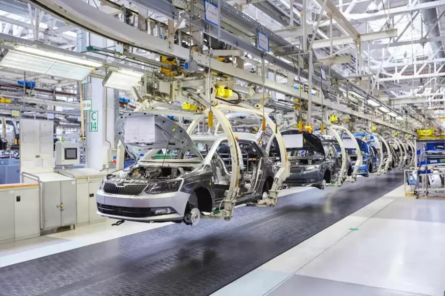 La producción nacional de vehículos crece un 13,7 % en 2023
