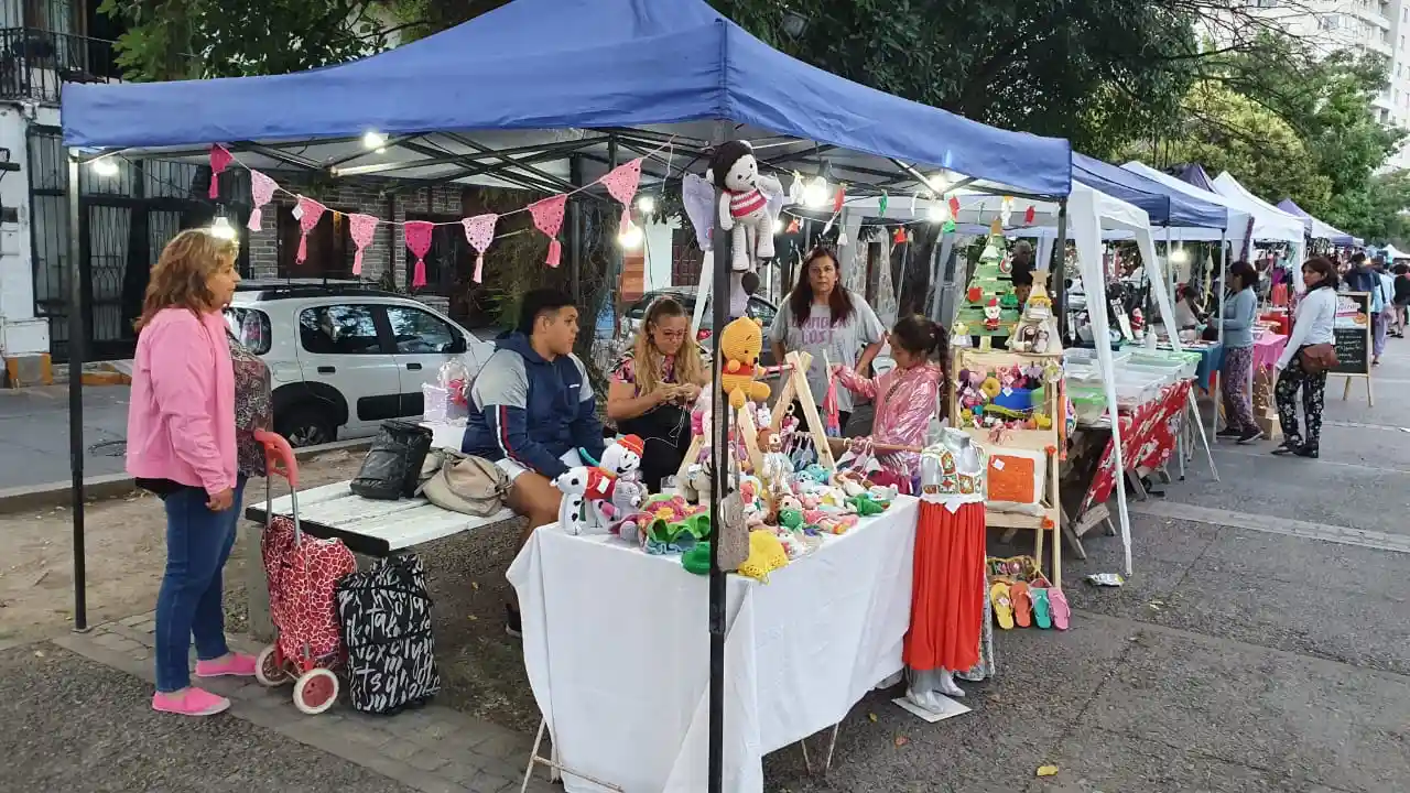 Feria de emprendedores en Salta - Imagen de archivo