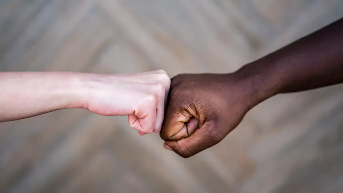Combatir el racismo y la discriminación racial