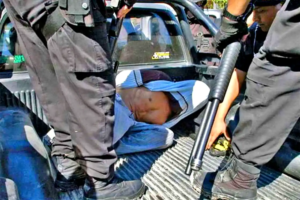 Detenido en una camioneta de la Policía de Santiago del Estero - Imagen meramente ilustrativa