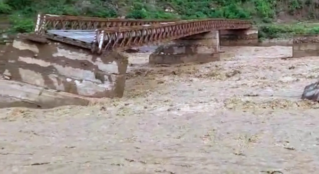 Puente sobre el río Bermejo en Los Toldos