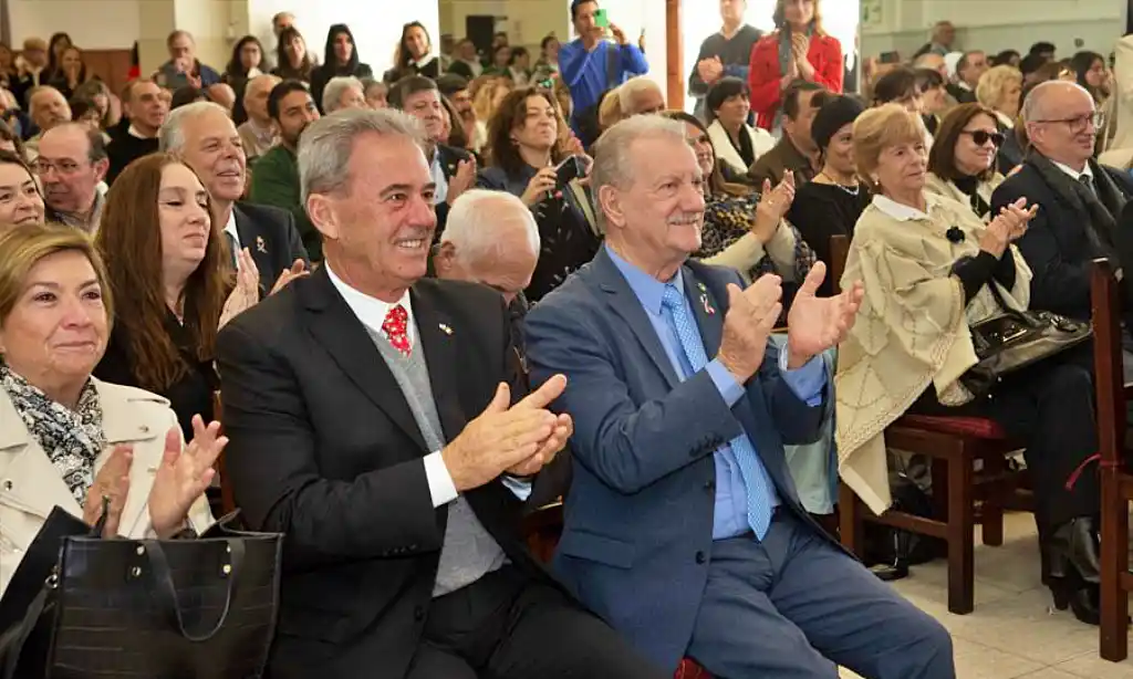 Acto conmemorativo en la Sociedad Italiana de Salta