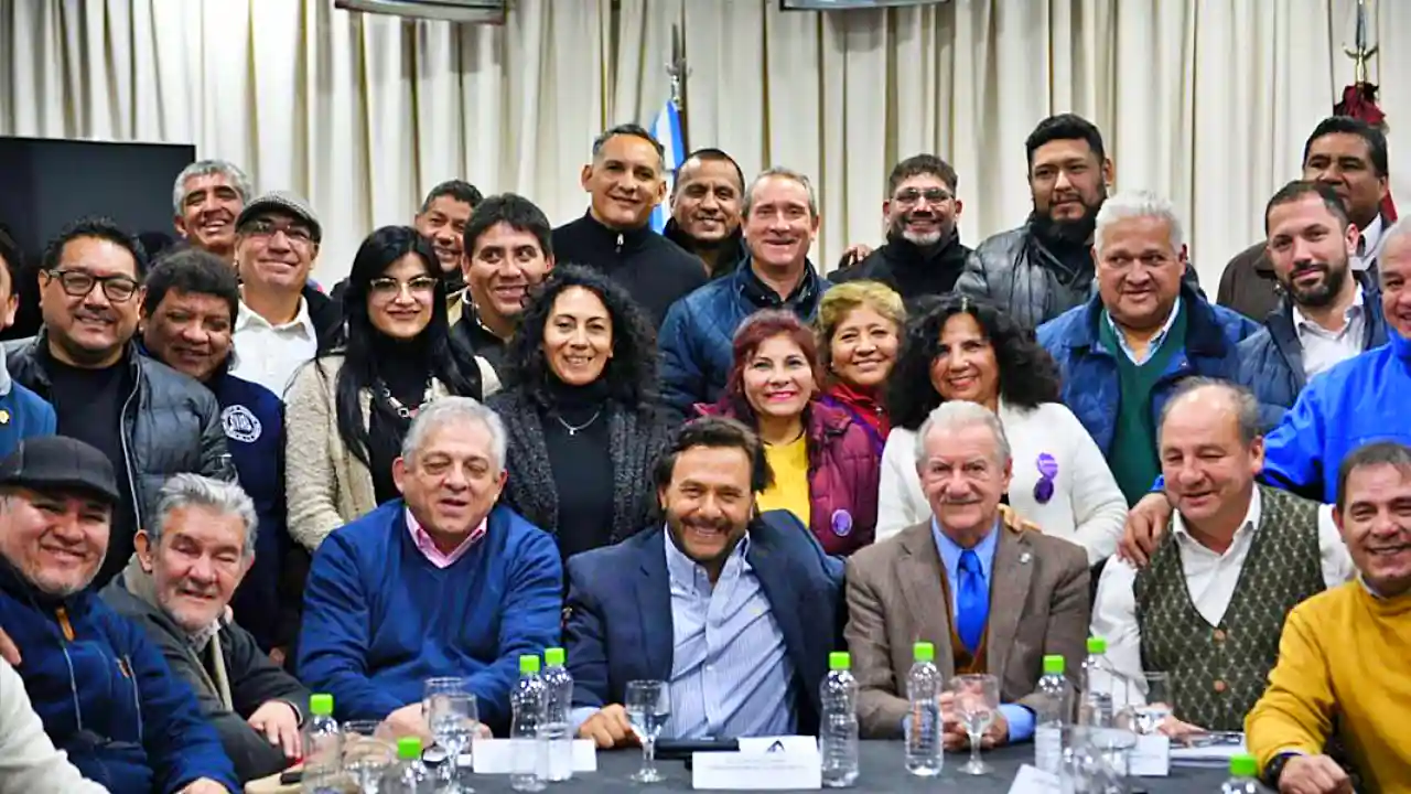 Sáenz, Marocco y Villada con los sindicatos