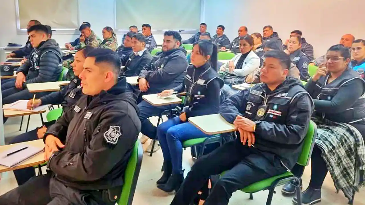 Policías de Tartagal aprenden sobre cadena de custodia y preservación de la escena del crimen