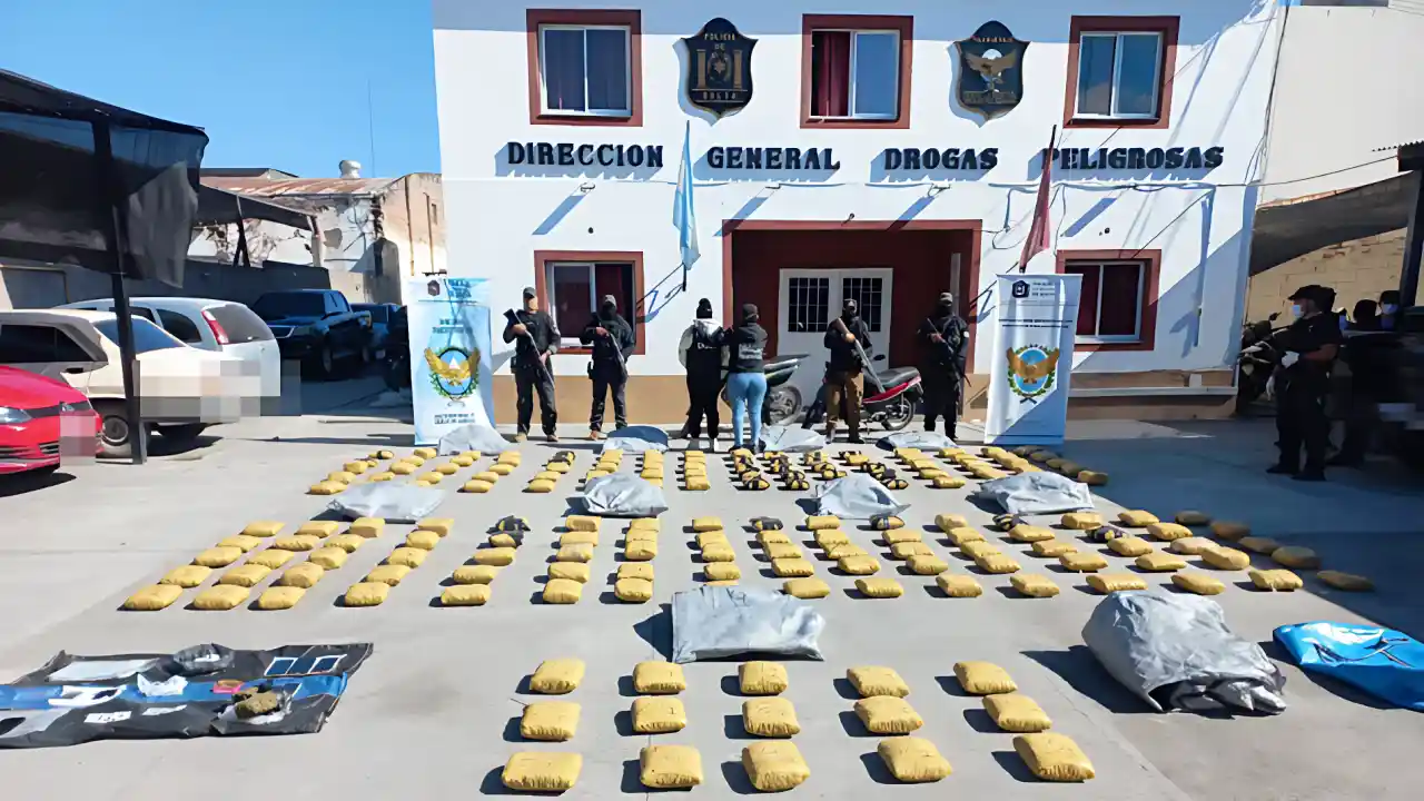 La Policía interviene 200 kilos de drogas en una vivienda del barrio Juan Pablo II de Salta