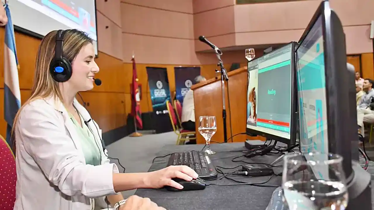 Inauguración del hospital público digital de Salta