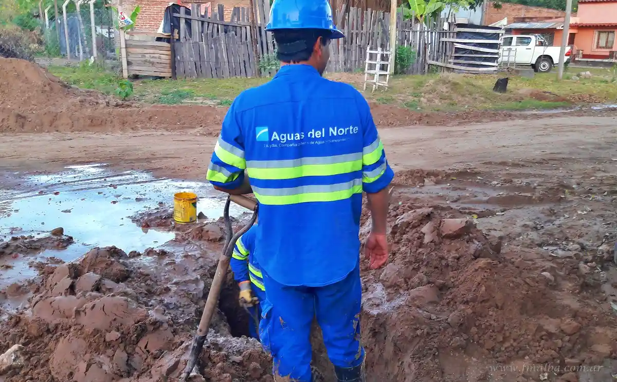 Cuatro imputados por la muerte de dos obreros de Aguas del Norte en Rivadavia Banda Sur