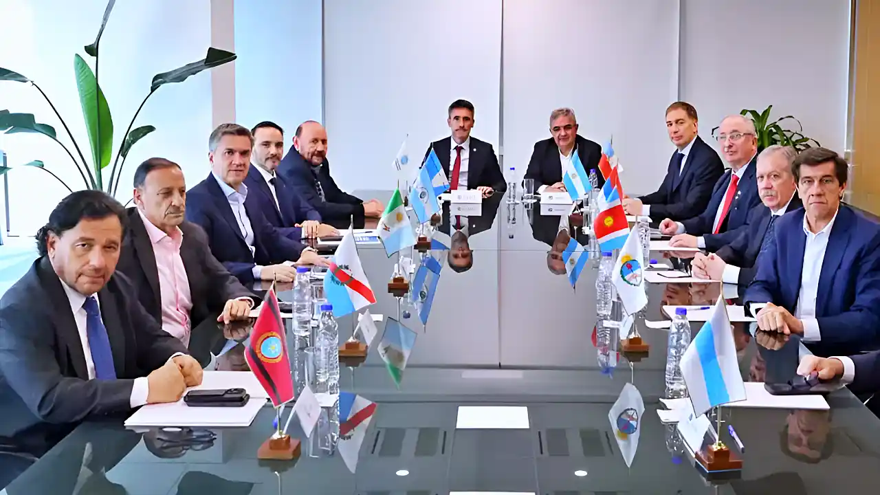 Sáenz pide soluciones urgentes para las rutas y el abastecimiento de gas en una reunión de gobernadores