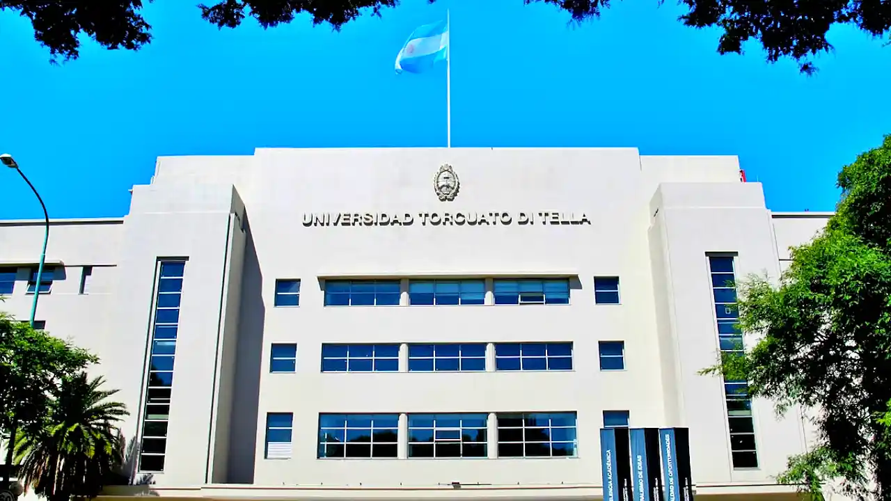 Sobre las becas públicas a estudiantes salteños de una universidad privada