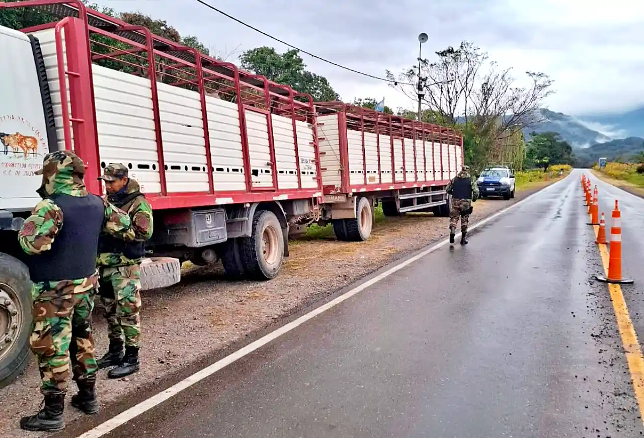 Operativo policial en Pulares