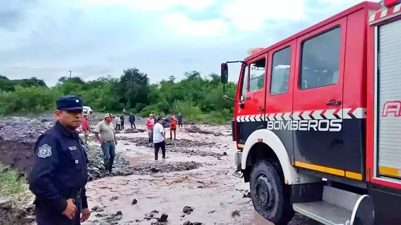 Ríos crecidos en Salta