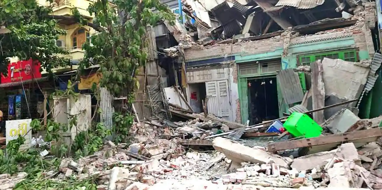 © UNICEF Edificios en ruinas en la región de Mandalay, en el centro de Myanmar, tras el devastador terremoto de magnitud 7,7.