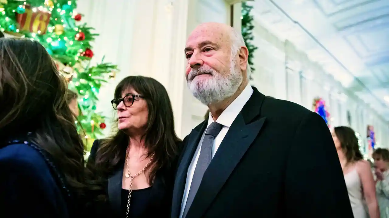 Rob Reiner y su esposa Michele Singer