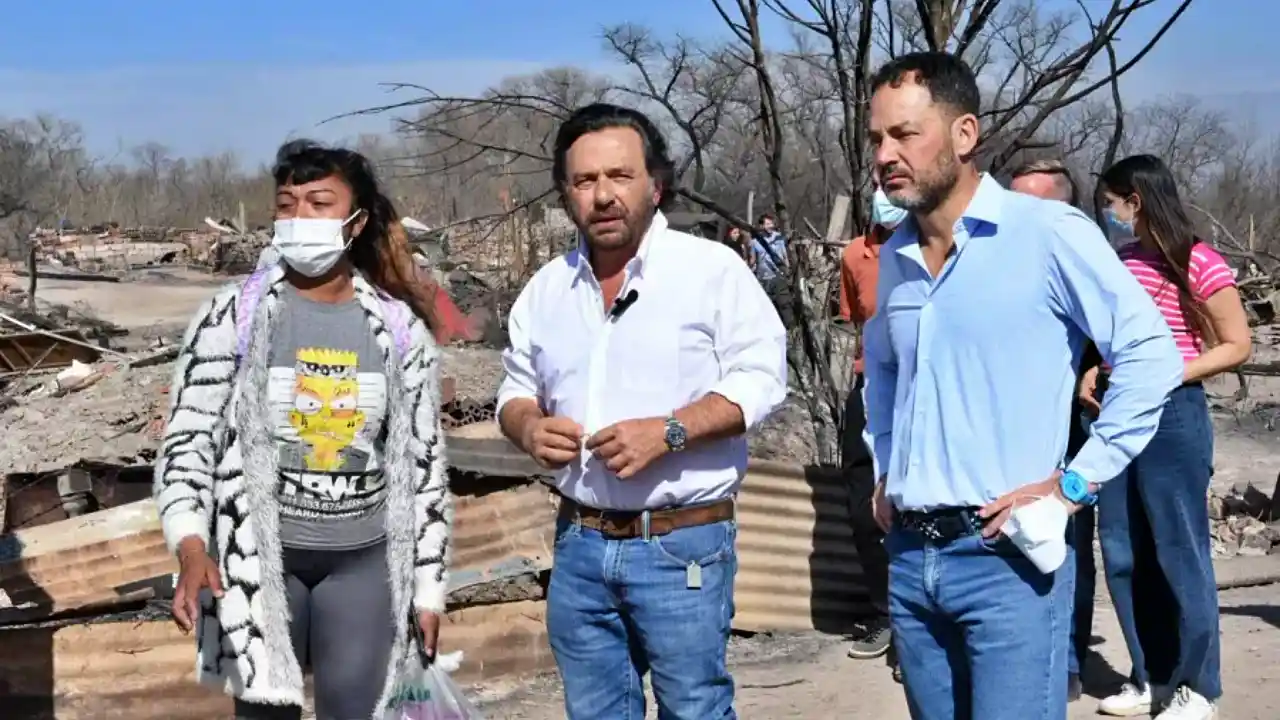 Sáenz y Durand visitan la zona del incendio