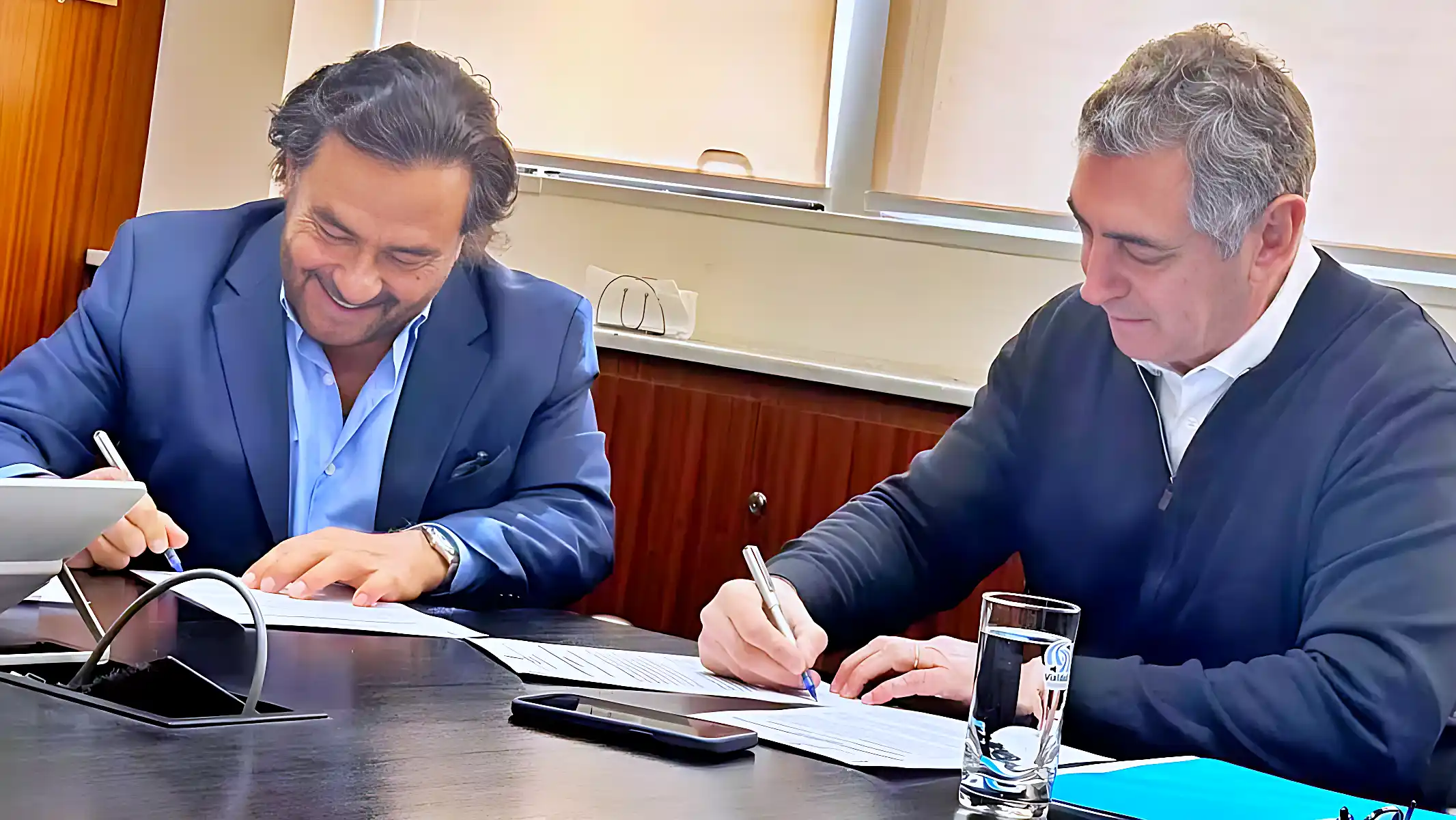 Firma del acuerdo