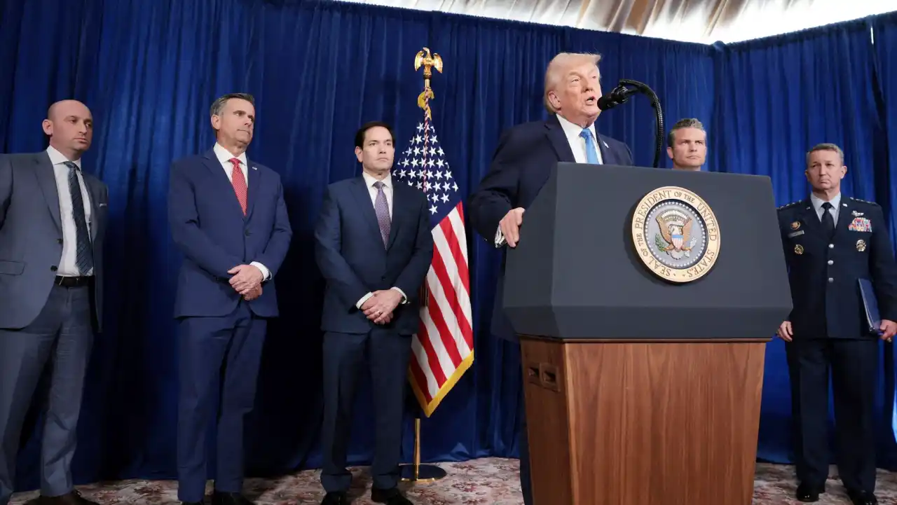 Donald Trump y su plana mayor