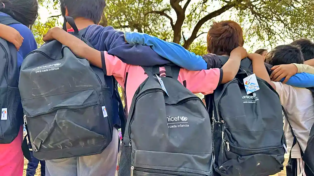 Mochilas de Unicef en La Estrella