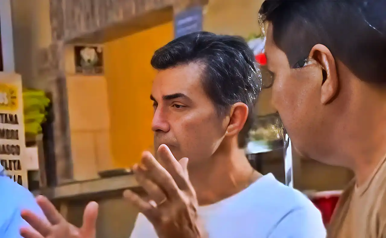 Urtubey discursea en Aguas Blancas