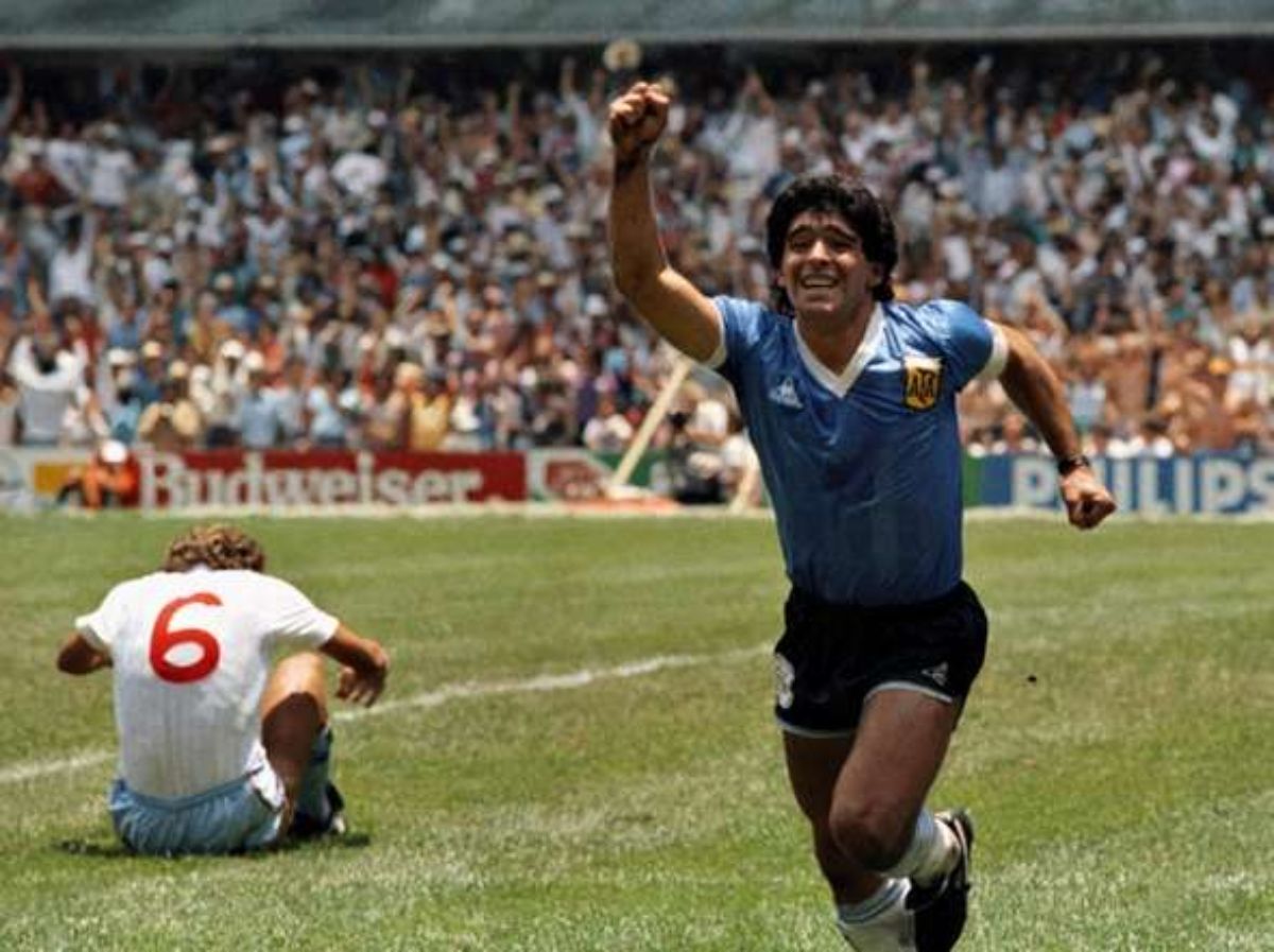 La Argentina recuerda hoy a Diego Maradona en el Día del Futbolista Argentino