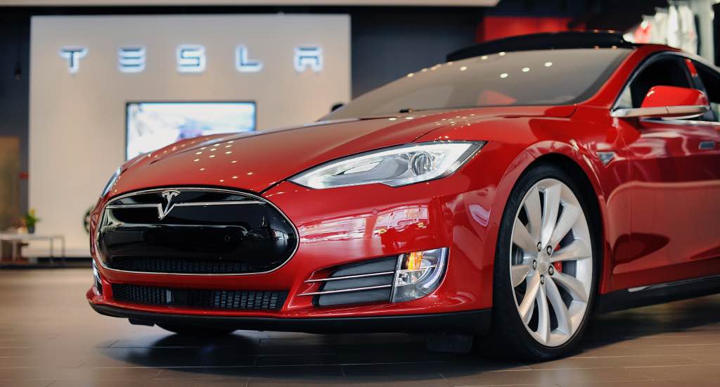 Las ventas de vehículos híbridos y eléctricos crecen un 148% en 2021