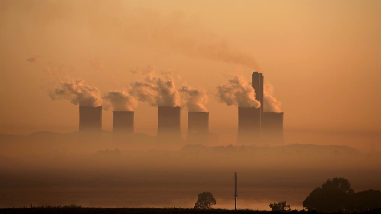 La vuelta a los combustibles fósiles no es la solución a la crisis energética
