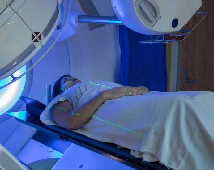 Jornada en Salta sobre radioterapia para cáncer de cuello uterino