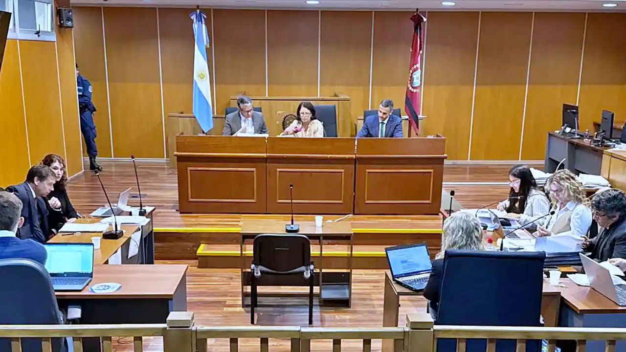 El tribunal juzgador condena a José Eduardo Figueroa a prisión perpetua