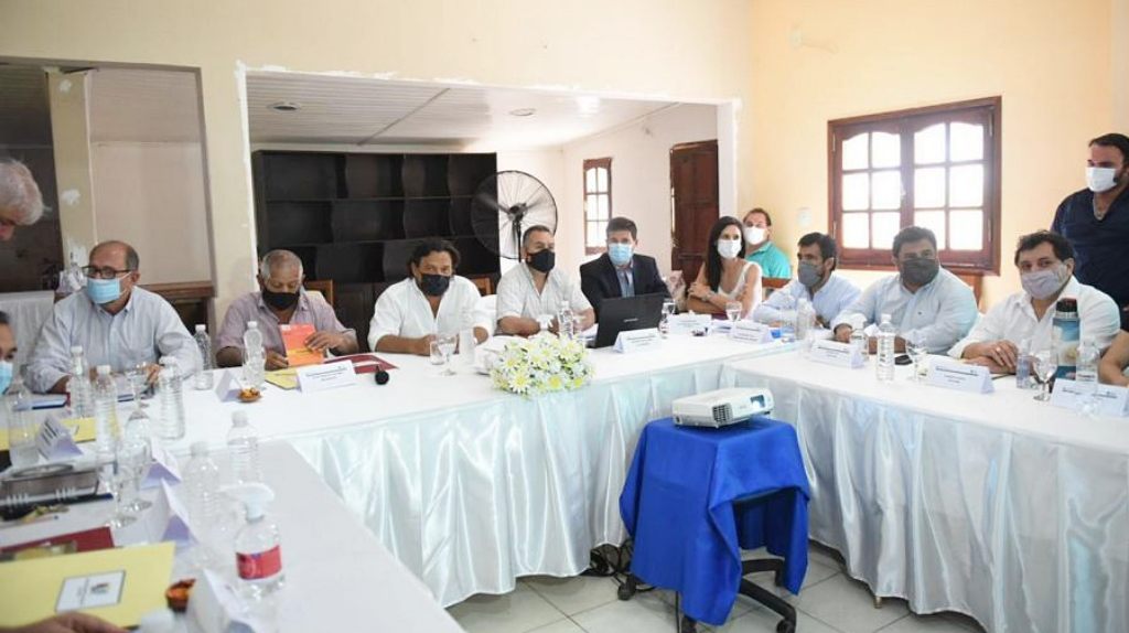 Reunión 'federal' en Joaquín V. González
