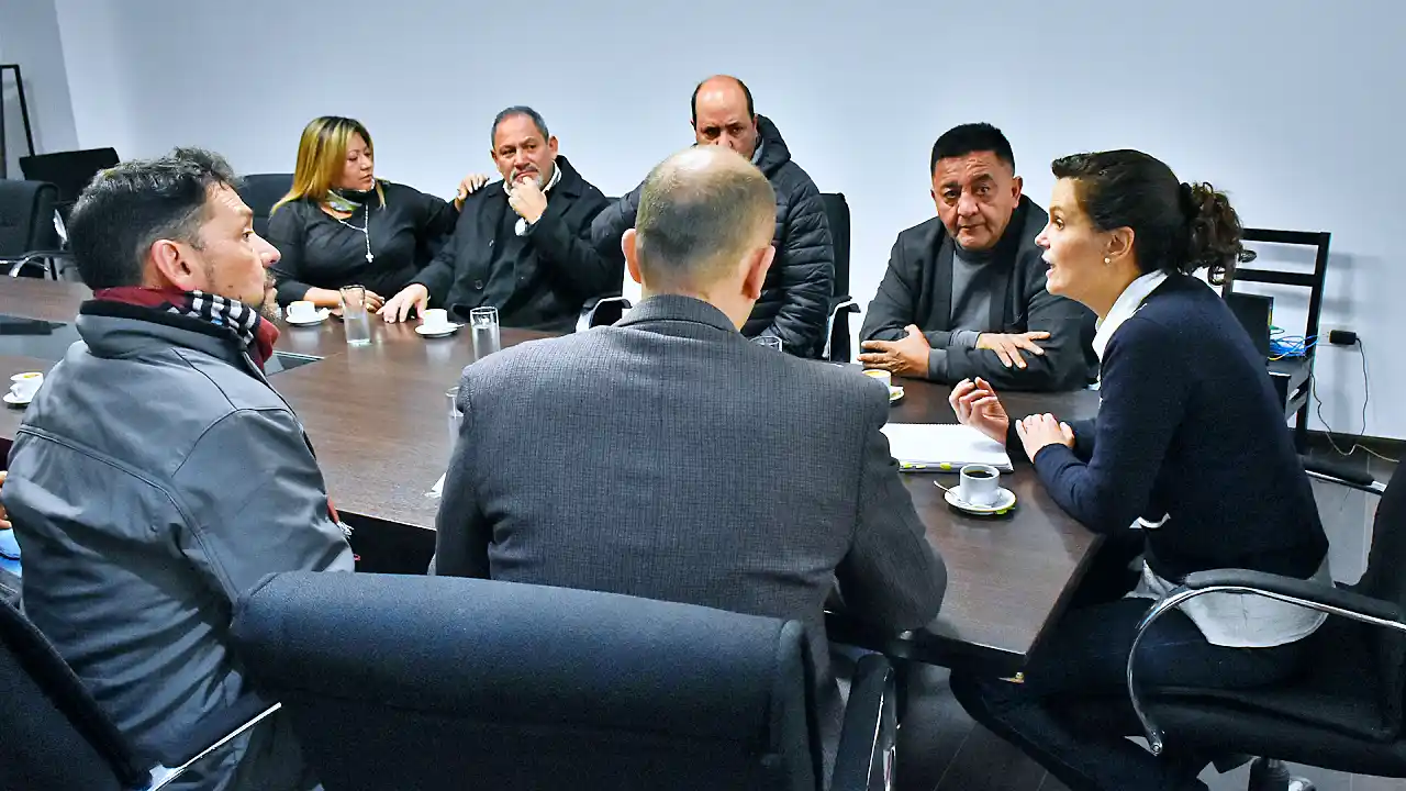 Reunión entre la ministra Fiore y los intendentes