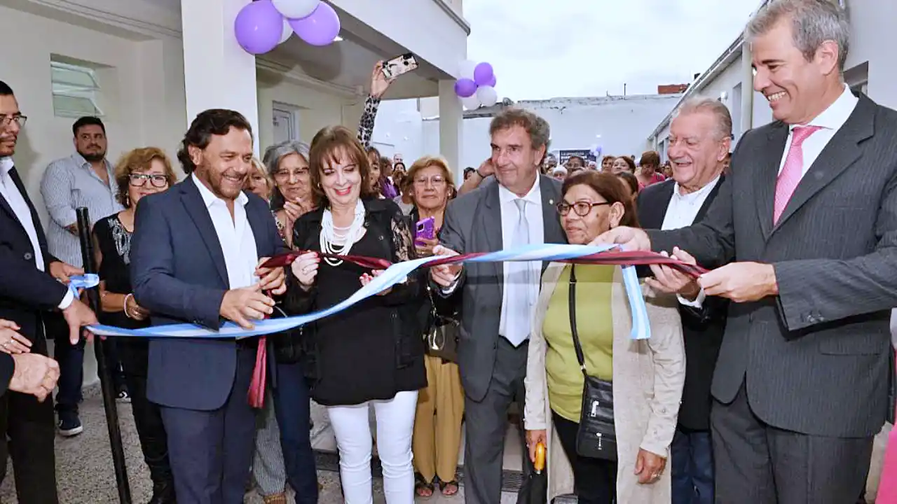 Sáenz inaugura las nuevas obras