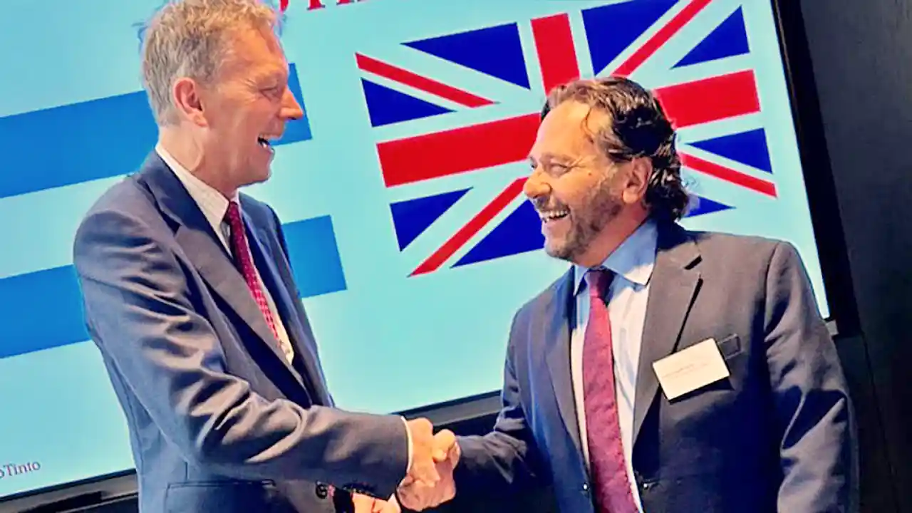 El CEO de Rio Tinto y Gustavo Sáenz en Londres