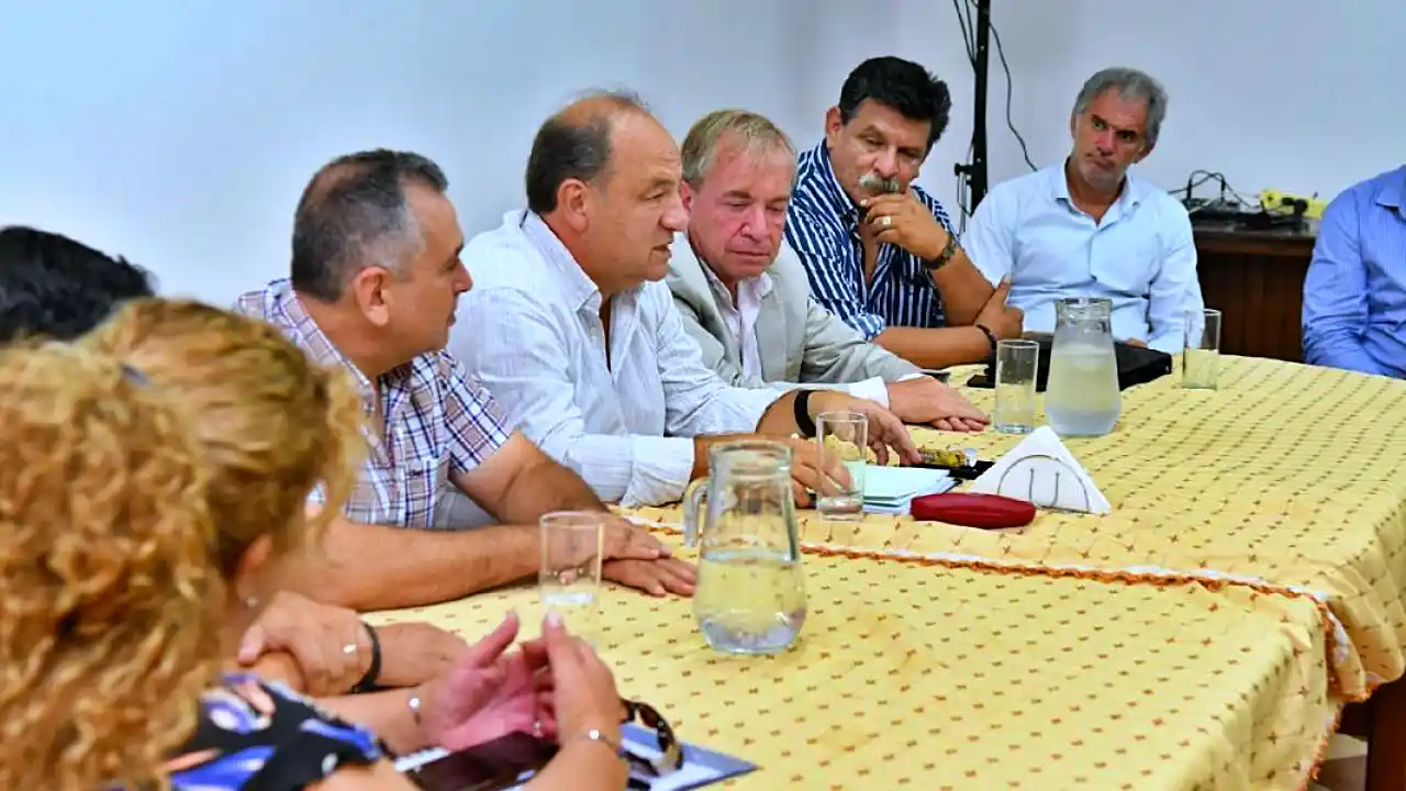 Villada y los intendentes municipales
