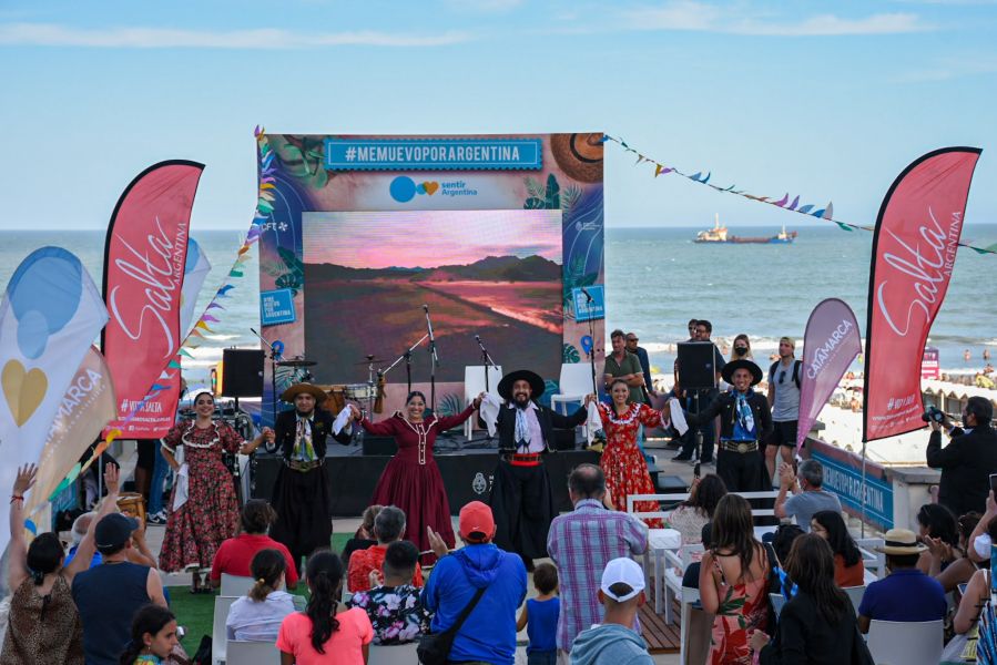 Salta promociona sus atractivos turísticos en la costa atlántica argentina