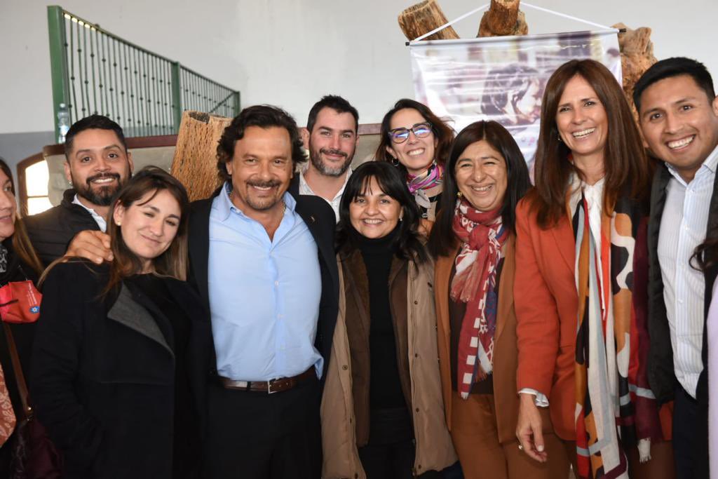 Sáenz, presente en el acto de clausura del encuentro de mujeres vallistas en Seclantás