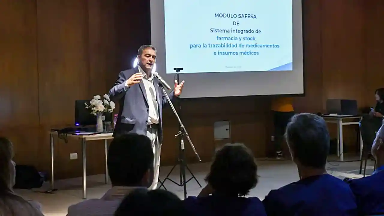 Anuncio del ministro Mangione