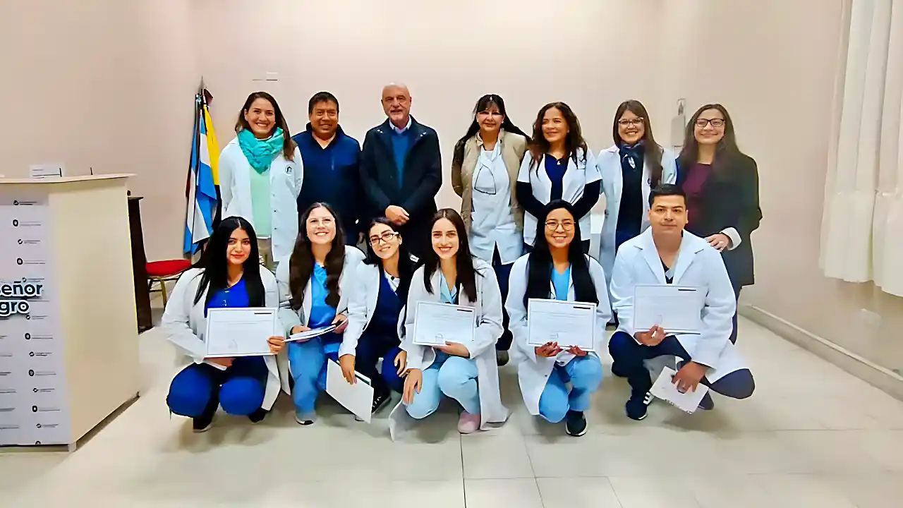 El hospital del Milagro de Salta incorpora a once nuevos médicos residentes