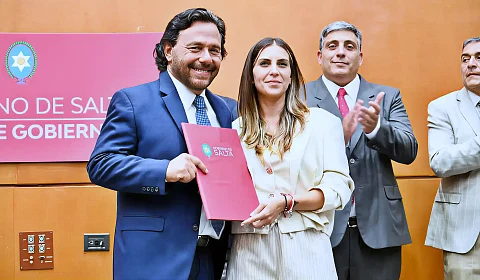 Gustavo Sáenz y la nueva portavoz del gobierno, Paula Benavides